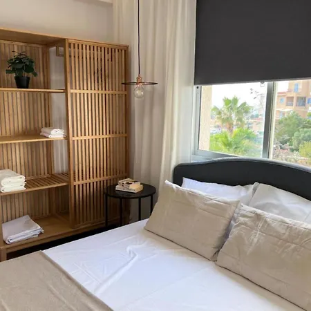 H&o Diamond Complex Sea View * Πάφος